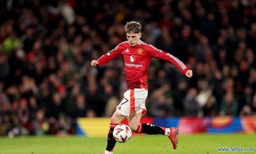 那不勒斯认为加纳乔价格过高，转而追求多特边锋阿德耶米