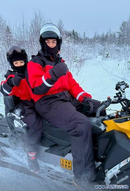 邮报：C罗因合同限制无法与家人共度滑雪时光